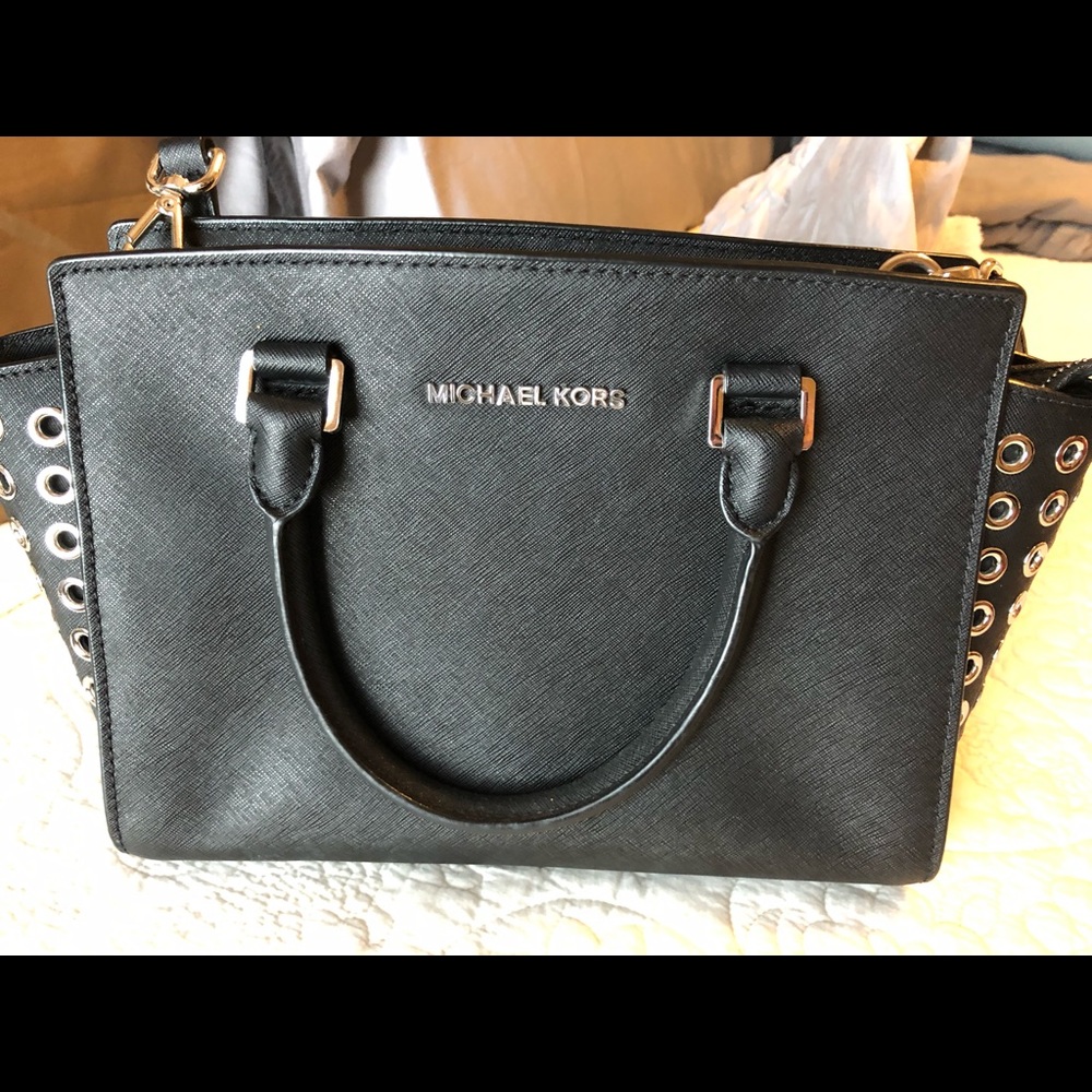 Michael Kors purse/crossbody